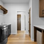 131 Beckerae Laundry