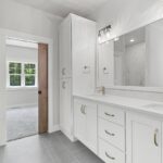 5656 Bay Shore Woods Owners Bathroom