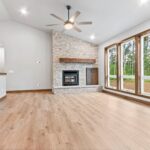 W9476 Evergreen Living Room + Fireplace