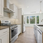 316 Arlington Kitchen2