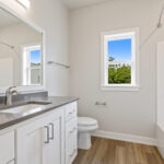 316 Arlington Main Bath