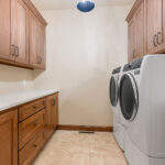 1354 Lucy Ln Laundry