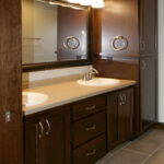 5012 Potters Crossing Owners Bathroom
